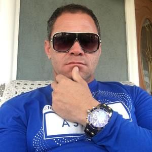 Meet your Posher, Rolando